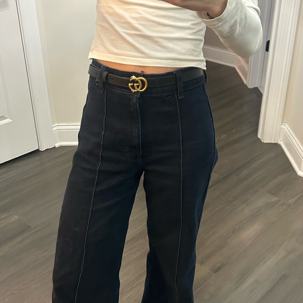 Gucci Black Belt with Gold GG Buckle - Picture 5 of 7